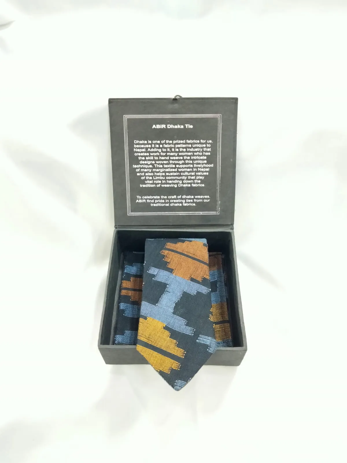 Dhaka tie set